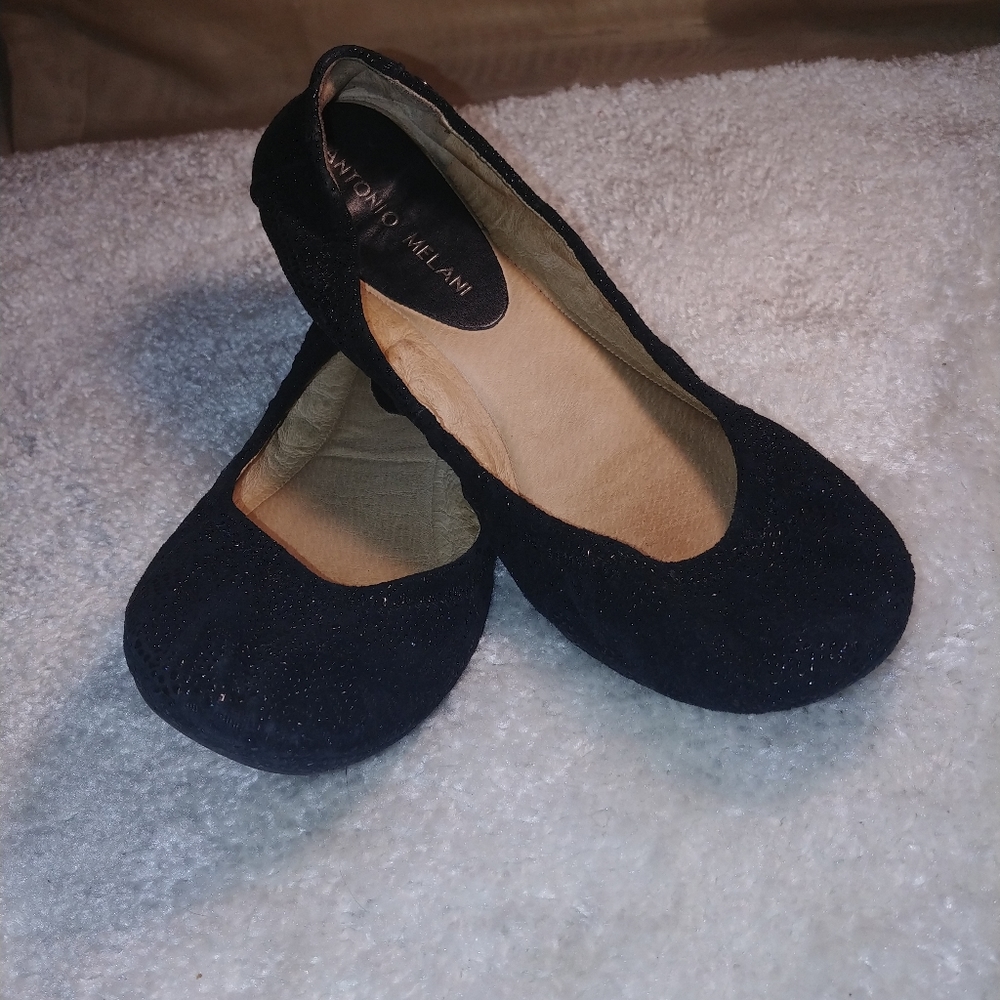 Antonio Melani Black flats